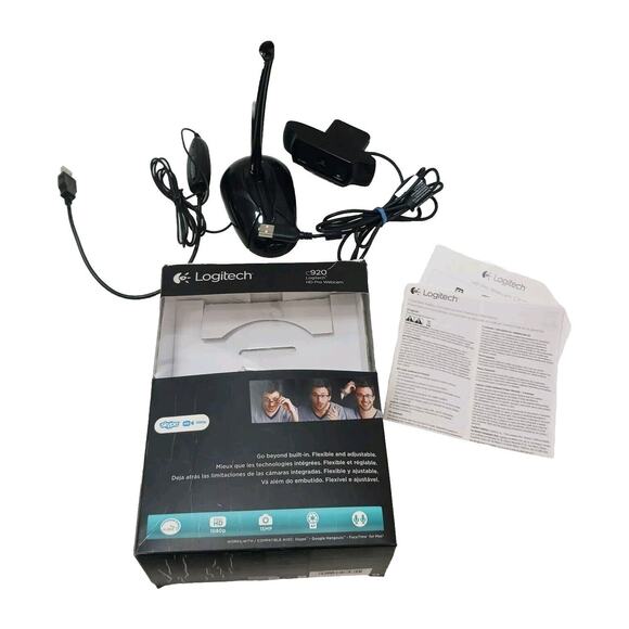 Logitech C920 HD Pro Webcam Black & Insignia USB Microphone Set Open Box Great! - Picture 8 of 16
